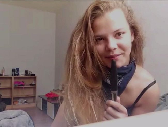 Lola-LaCita's Porno Video: Der MUSS da REIN!!!  Mein neues Spielzeug